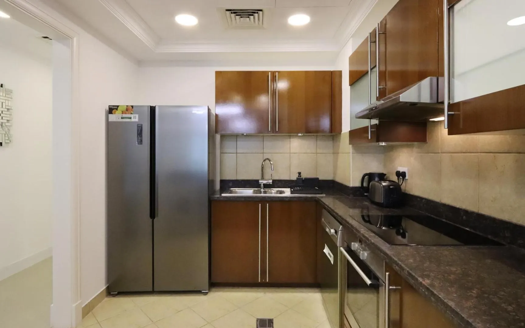 Livbnb Suite - 1Br Haven In Golden Mile Dubai 0*,