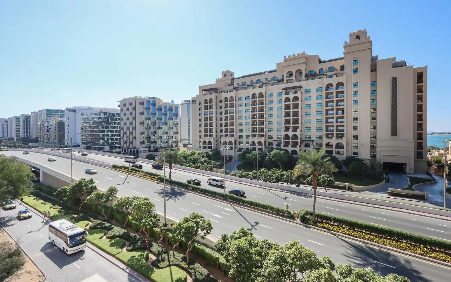 Apartment Livbnb Suite - 1Br Haven In Golden Mile Dubai