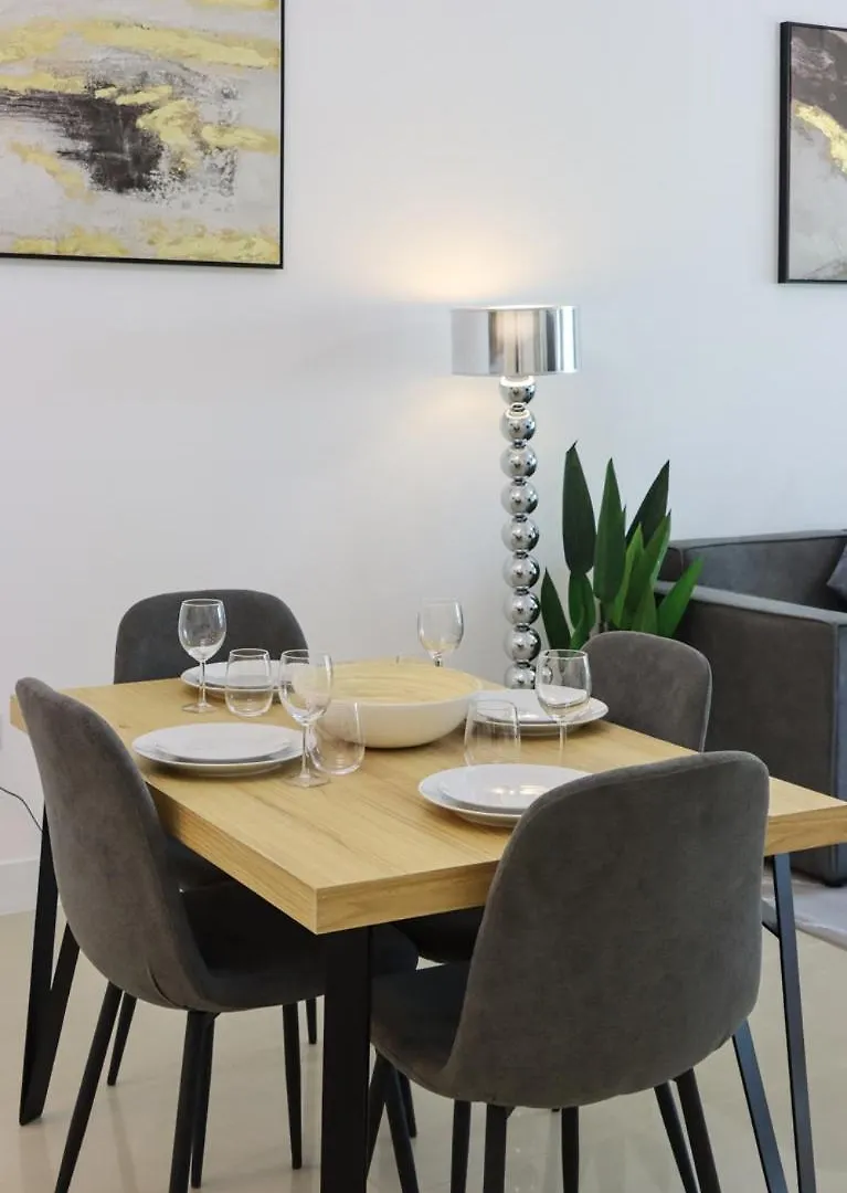 Livbnb Suite - 1Br Haven In Golden Mile Dubai