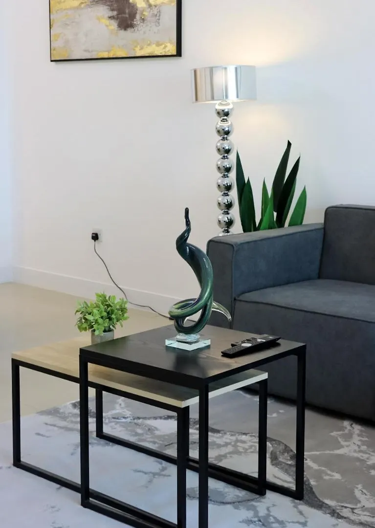 Livbnb Suite - 1Br Haven In Golden Mile Dubai 0*,  United Arab Emirates