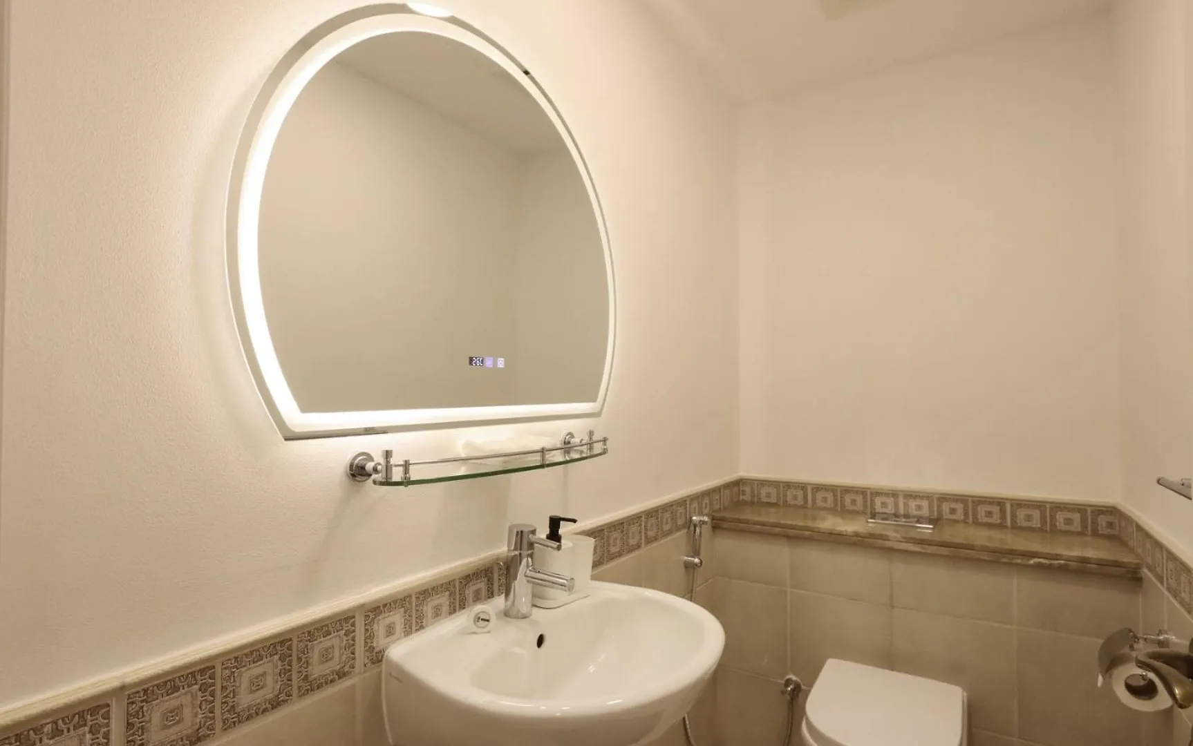 Livbnb Suite - 1Br Haven In Golden Mile Dubai Apartment