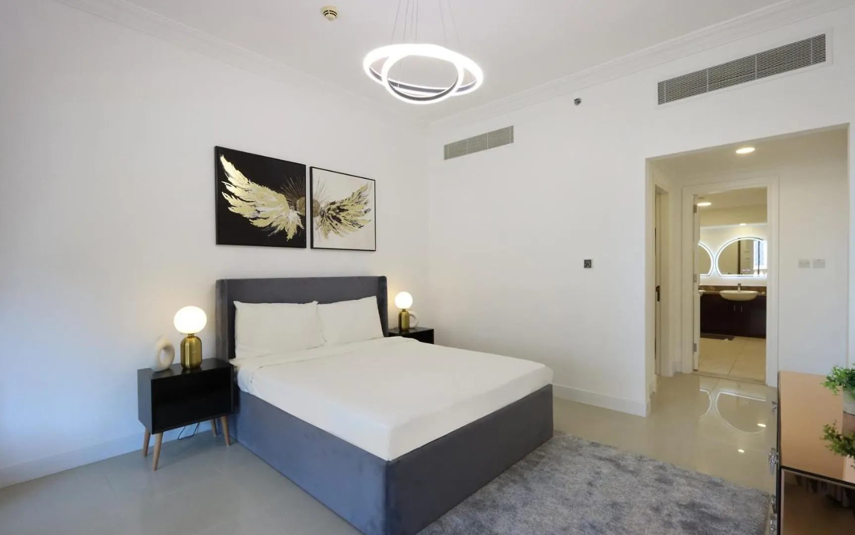Livbnb Suite - 1Br Haven In Golden Mile Dubai Apartment