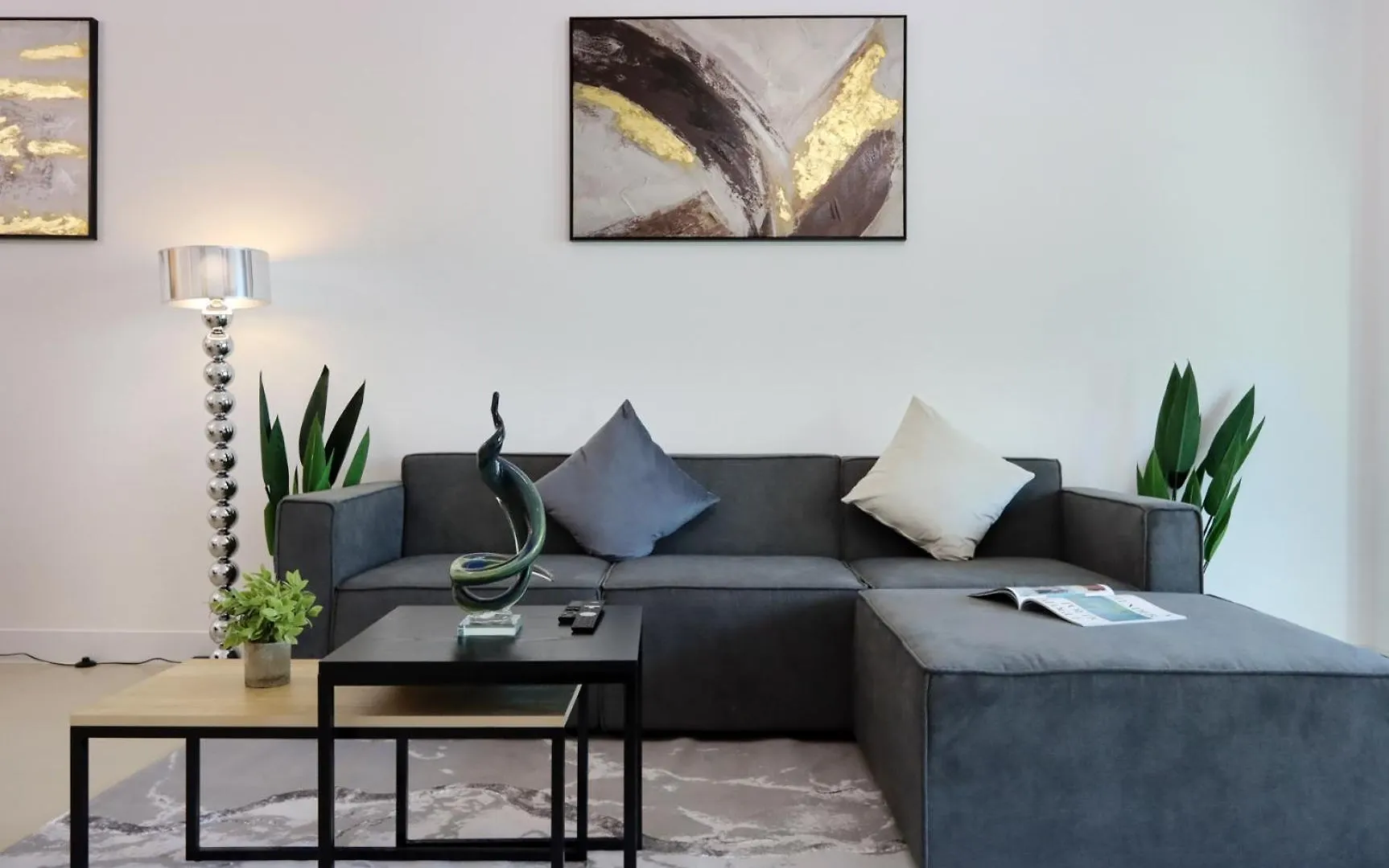 Livbnb Suite - 1Br Haven In Golden Mile Dubai