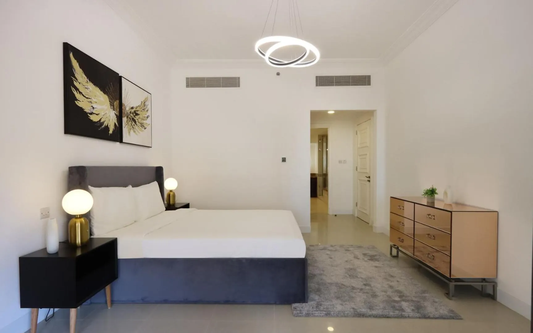 Apartment Livbnb Suite - 1Br Haven In Golden Mile Dubai