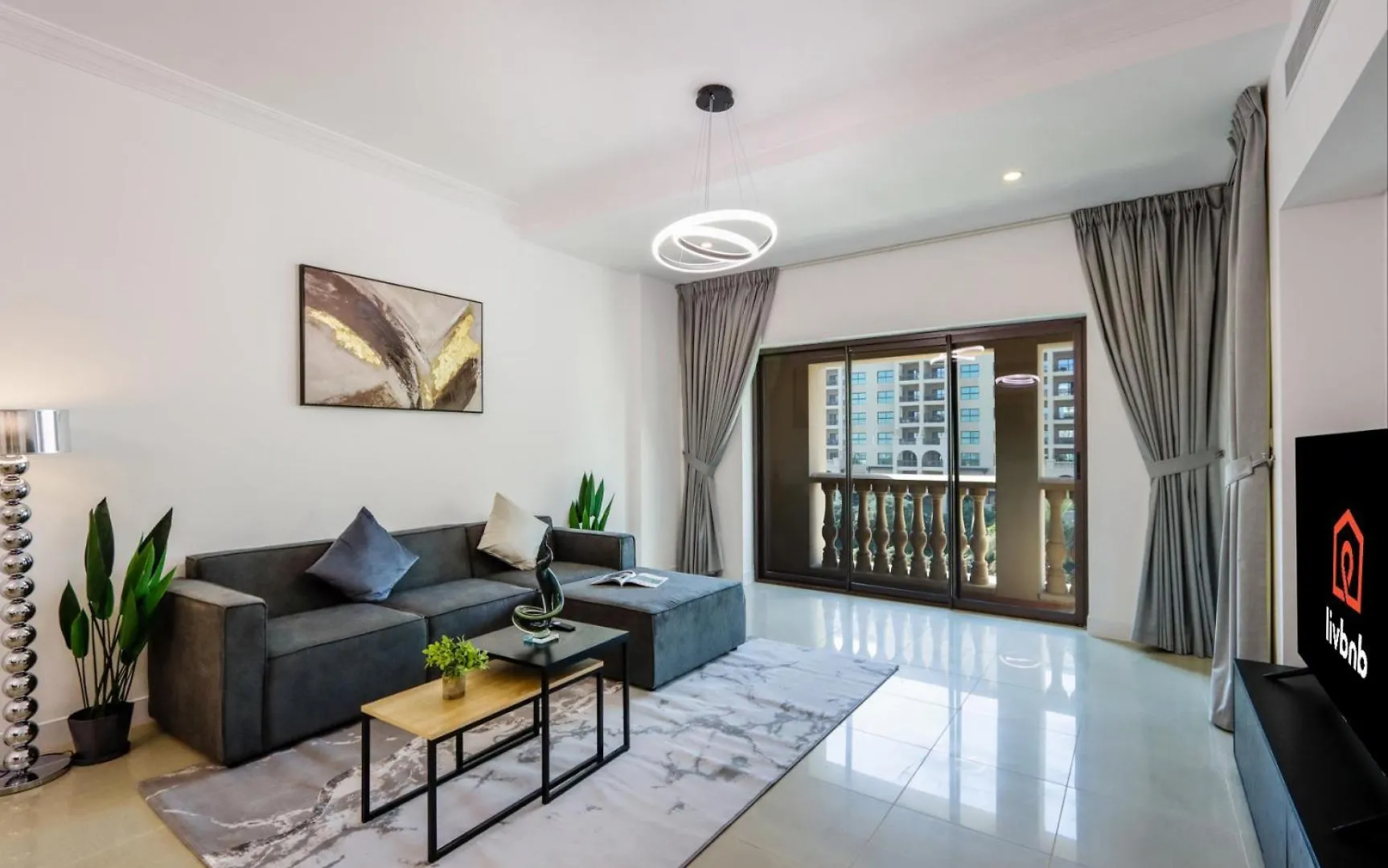 Apartment Livbnb Suite - 1Br Haven In Golden Mile Dubai United Arab Emirates